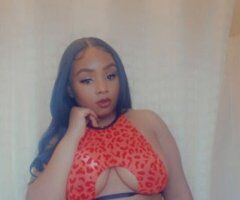 San Diego escorts - San Diego In-Call Female Escort — sweet, classy, drama-free