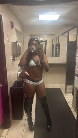 Grand Forks, ND Escort — Real Photos, Face Time Verification, Outcalls - 1