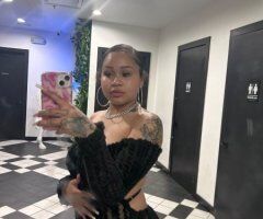 Cute Girl Passing Through Nashville — Fun & Horny (21) - Image 2