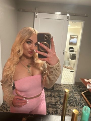 North Bay Independent Blonde Female Escort (5'2") for Incalls & Outcalls - 1