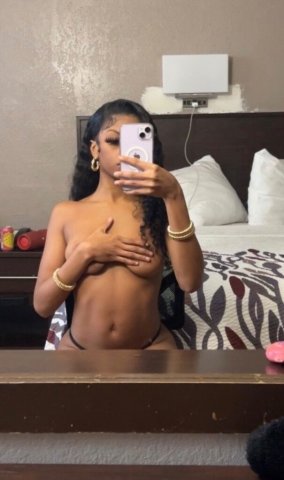San Diego Female Escort — In-Call, Outcall & Car Play - 1