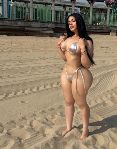 Modesto CA Incall & Outcall Female Escort — Hourly QV/HR Time Rates - 1