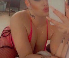 Portland Bombshell Outcall — Nuru, Foot & Ass Worship - Image 2