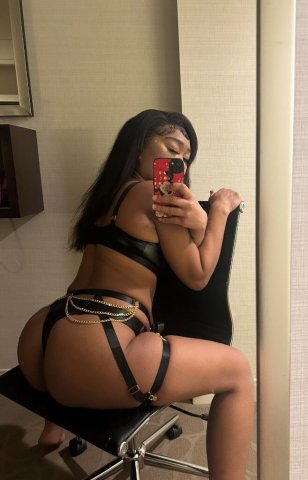 Blasian Baddie in Las Vegas — sensual sessions - 1