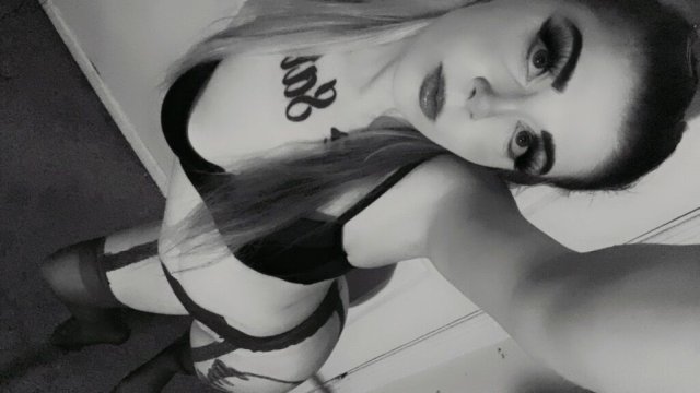 Thick, Short, Tatted Sexy Redhead — Raleigh-Durham - 1