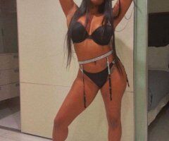India — Upscale Gentleman Only with Massage + Overnight Therapy - Image 3
