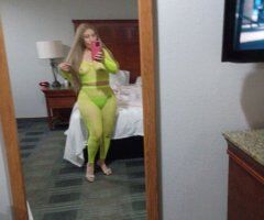 Sara está en King City, lista para jugar - Image 3