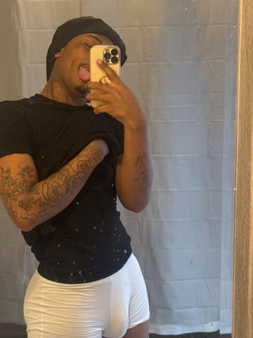 Baton Rouge Male Escort — Outcalls with Deposit Required - 1
