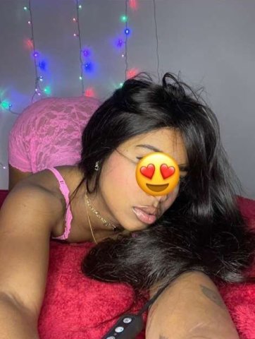 Chicago Female Escort — Video Call y a Domicilio - 1