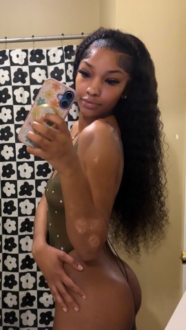 Auburn, AL 5-Star Female Escort — Clean, Discreet & Confidential - 1