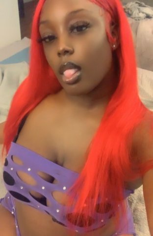 OKC Incalls & Outcalls Female Escort — big tits, throat-focused services - 1