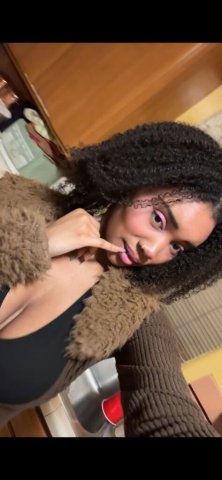 Everett Princess Outcalls Only  — Deposit Required - 1