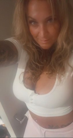 Westchester, NY Curvy Companion & Facetime Date — 36DD - 1