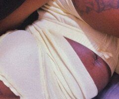 Philadelphia PA Female Escort — Oral & 1hr play, no bare anythng, timer set - Image 3