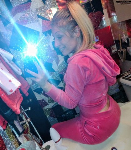 Indianapolis IN Escort — Sweetness & Sass - 1
