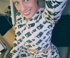 Indianapolis IN Escort — Sweetness & Sass - Image 3
