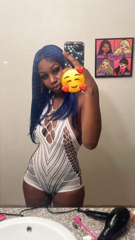 Fresno CA Escort — Specialty Services & Pretty Vibes - 1
