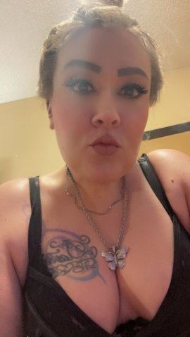 Louisville Female Escort — In-Call & Outcall Transportation - 1