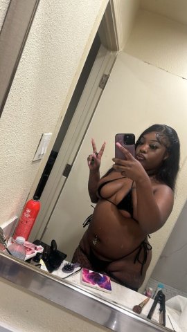 Sacramento Female Escort — Princess (24) for discreet outcall & car dates, facetime/video verify - 1