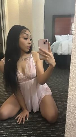 Petite Bombshell — Creamy Treat Escort (Outcalls & Incalls) - 1