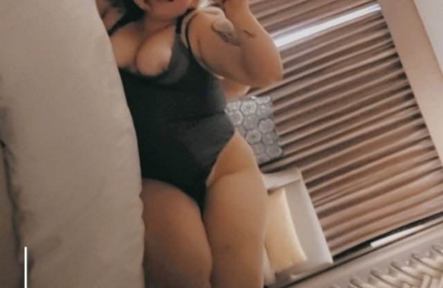 Reno, NV Incall Host — 120/200/300 hr Rates, No Anal/CIM - 1