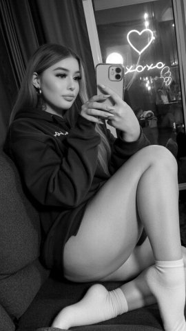 Bakersfield CA Curvy Green-Eyed Blonde for Incall/Outcall & Verification - 1