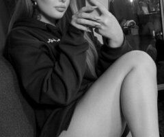 Bakersfield escorts - Bakersfield CA Curvy Green-Eyed Blonde for Incall/Outcall & Verification