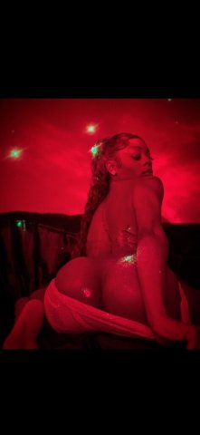 Colorado Springs Petite Female Escort — Outcall & CarPlay, Facetime verified - 1
