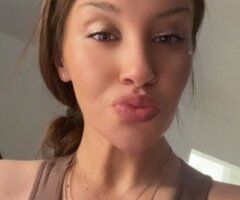 Tampa Deepthroat Queen — 69 - Image 2