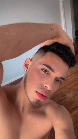 LUCAS KING (23) — Male Escort in New Haven, CT - 1