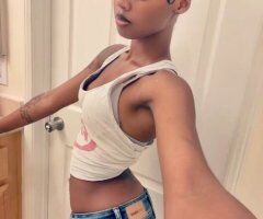 Hennessey — New Female Escort (Lancaster/Palmdale, CA) | FaceTime Verification - Image 4