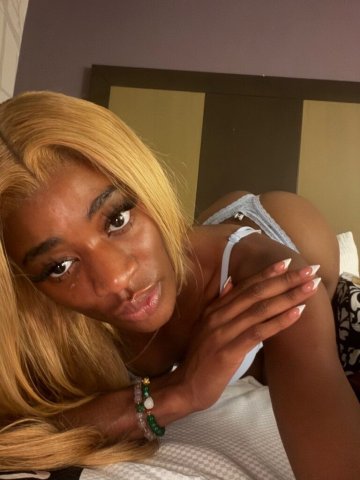 Liberian Babe (Outcall Only) — Deja, Des Moines - 1