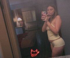 Snowbunny Memphis Female Escort — In-calls only, tight wet BJ & deep throat - Image 2