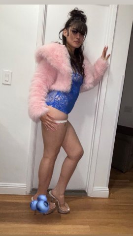 Latina/White/Black Female Escort — outcalls & incalls in the Salinas area (cash only) - 1