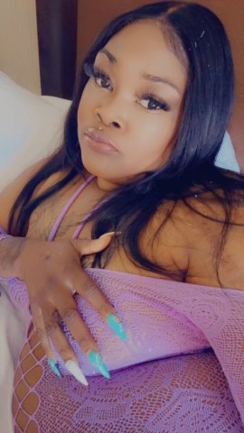 Lexi — Sacramento CA Female Escort for Unrushed Fun - 1