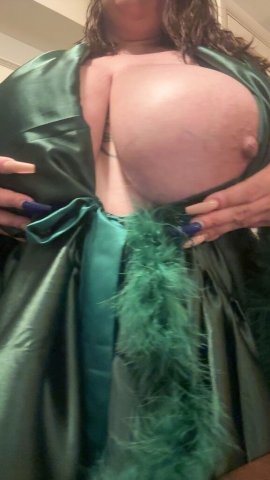San Francisco Busty Escort — All-Natural Beauty (30) - 1
