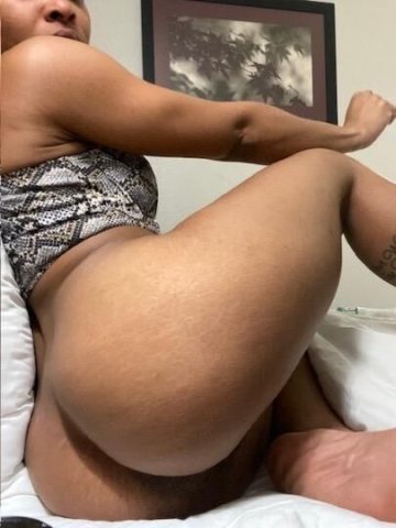 Harley the Nympho (25) — Baltimore Female Escort for Incalls, Outcalls & Carplay - 1