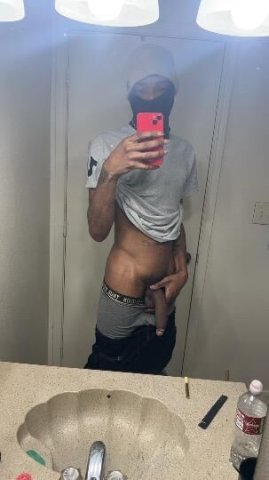 Austin Virgo Gift — 6'4” Uncut, Slim Build, Flirty FaceTime - 1