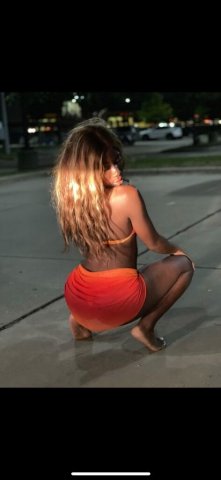 Breakfast on me — car dates & outcalls - 1