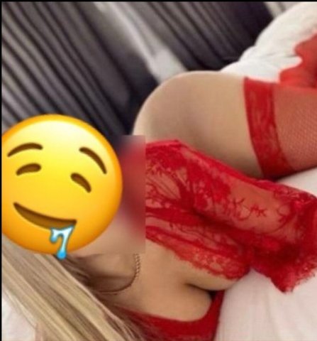 Sexy Latina Escort — Monterey, CA - 1