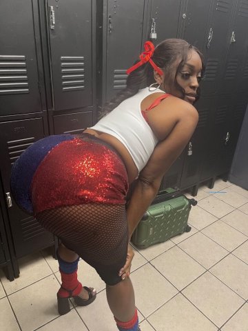 Detroit Female Escort — Special today $100, no anal (everything protected) - 1