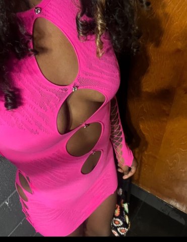 Pittsburgh Female Escort — Outcalls & Car Dates Only  - 25 - 1