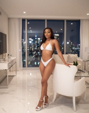 Essence (25) — Elite Companion for Sensual Time - 1