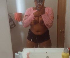 St. Louis escorts - St. Louis MO Incall Only Female Escort — Throatologist