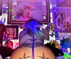 San Diego Female Escort — Nuru Massage Specialist (Certified) - Image 2