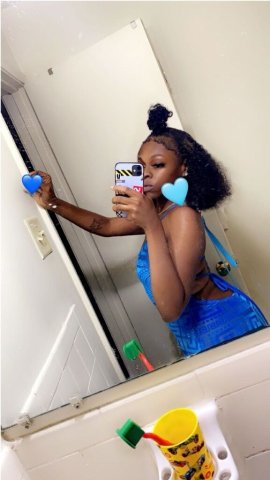 Lancaster PA Facetime & 2-Girl F**tish Show — Unrushed Wet Treat - 1