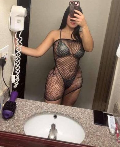 Washington D.C. Colombian Female Escort — Valentina (24) — calls & explicit pictures - 1