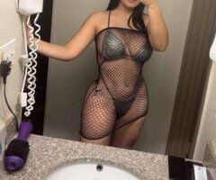 Washington D.C. escorts - Washington D.C. Colombian Female Escort — Valentina (24) — calls & explicit pictures