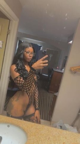 Baton Rouge Slim Petite Fun — Instagram & Facetime Shows (No Pimps) - 1
