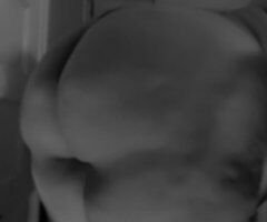 Rockford IL Throat-focused Escort — grapefruit pussy with vacuum suction - Image 2